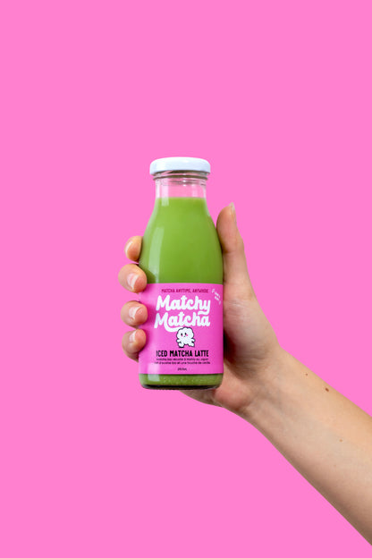 Iced matcha latte 💚