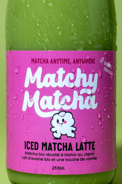 Iced matcha latte 💚